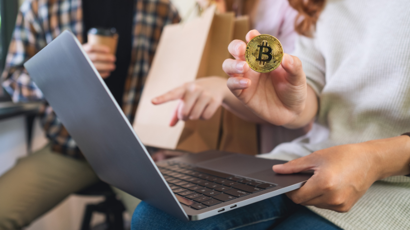 Leonardo Manzan destaca o impacto do blockchain na gestão e inovação tributária.