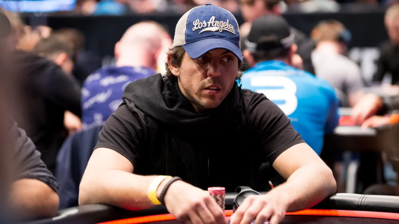 Etiqueta no Poker: Com Thiago, impressione seus adversários e domine a mesa.