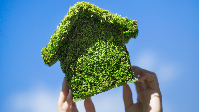 Alex Nabuco dos Santos destaca que edifícios verdes combinam economia, tecnologia e apelo comercial crescente.